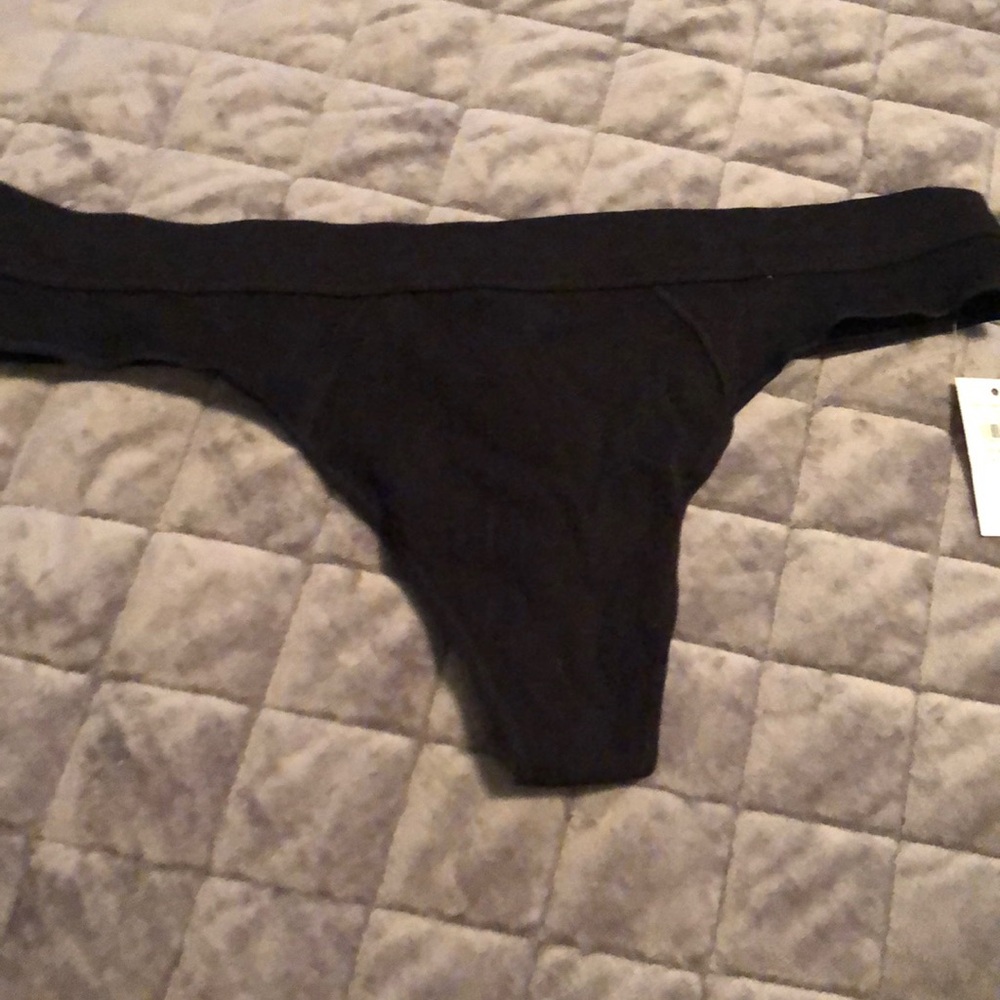 Aerie black cotton thong. Medium